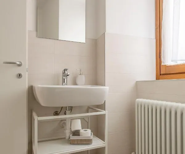 La Casa Del Sarto - And Nocleg ze śniadaniem Lecco