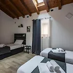 La Casa Del Sarto - And *