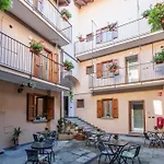 La Casa Del Sarto - And *