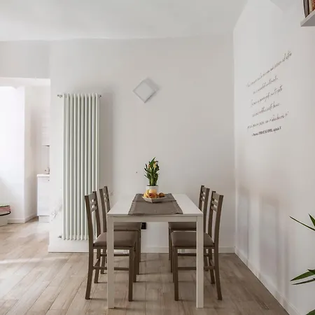 Bed & Breakfast La Casa Del Sarto - And *