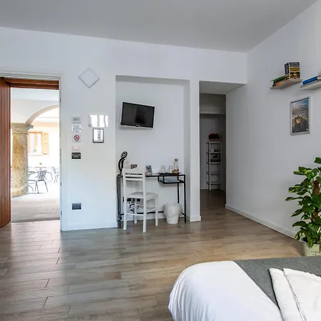 ベッド・アンド・ブレックファスト La Casa Del Sarto - And
