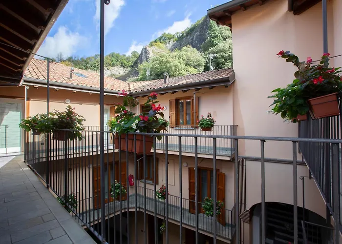 La Casa Del Sarto - And *