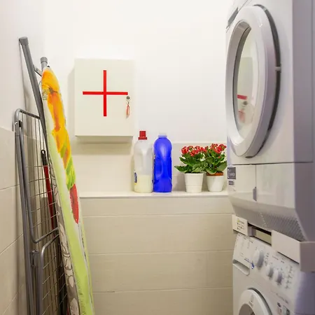 לינה וארוחת בוקר La Casa Del Sarto - And