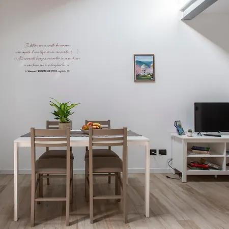 לינה וארוחת בוקר La Casa Del Sarto - And *